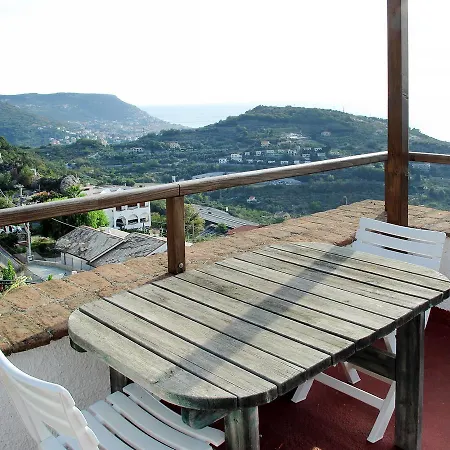 ;ca Bruna 210s Feriehus Giustenice
